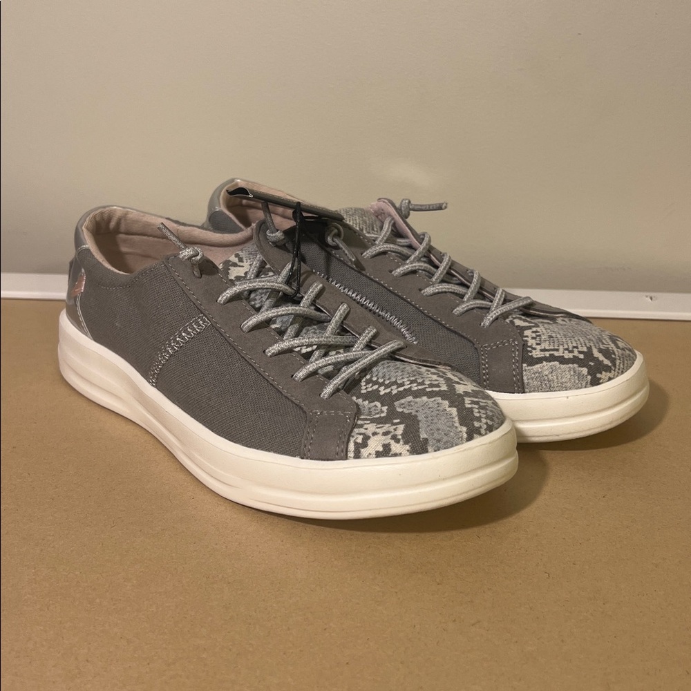Hey Dudes Women’s Gray Casual Sneakers
